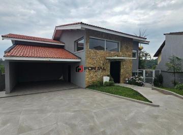 Casa · 340m² · 4 Quartos · 6 Vagas · Maravilhosa casa disponível para locação em um dos melhores condomínios da Granja Viana: São Paulo I