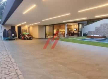 Foto 02 · Imóvel Exclusivo: Casa de Luxo em Condomínio no Residencial Tamboré, Barueri-SP - 4 quartos, 4 suíte