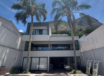 Casa de 4 quartos, Rio de Janeiro · Casa com 4 quartos e 414 m² à venda na Barra da Tijuca