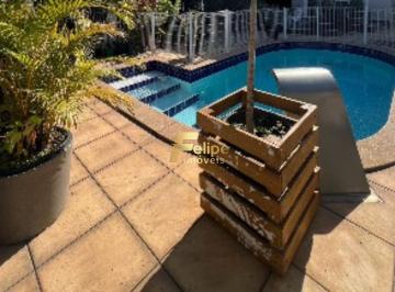 Foto 01 · LINDÍSSIMA CASA DE 04 QUARTOS, COM PISCINA, EXCELENTE ÁREA INTERNA E EXTERNA, À VENDA NA MATA DA PRA