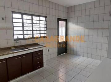 Casa · 100m² · 3 Quartos · 2 Vagas · Casa com 3 quartos no Jardim das Indústrias
