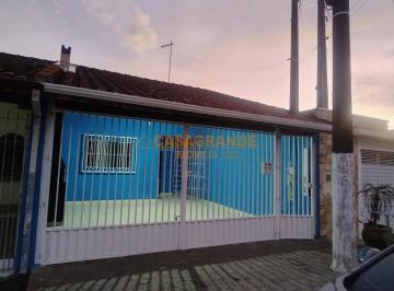 Casa · 80m² · Casa com 2 quartos com 80 metros quadrados no Bairro Indaiá, Caraguatatuba,