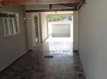 Casa de 4 quartos, Poços de Caldas · Casa térrea, 3 quartos, edícula. Santa Rosália