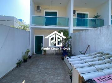 Foto 01 · Casa à venda em Araruama-RJ, Vila Capri: 2 quartos, 1 sala, 2 banheiros, 80m² de área. Confira!