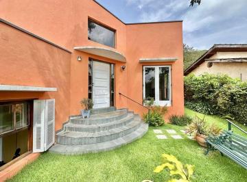 Casa de 4 quartos, Cotia · Casa à venda na Granja Viana