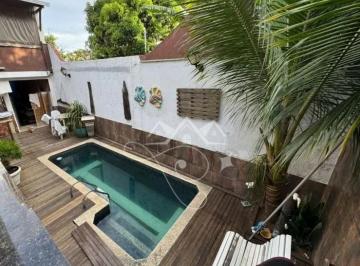 Casa de 4 quartos, Guarujá · Sobrado com 318m² no Jardim Virginia - Guarujá