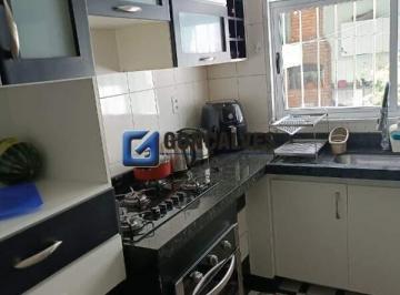 Casa · 164m² · 4 Quartos · 2 Vagas · Casa com 4 quartos à venda no Bairro Casa Branca em Santo André/SP.
