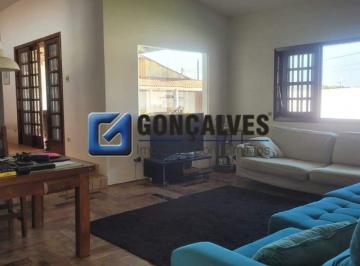 Casa · 327m² · 4 Quartos · 2 Vagas · Casa a com 04 dormitórios, sendo os 04 suítes, a venda em Itanhaém/SP.