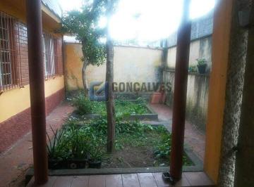 A (30) · Casa Térrea à venda no bairro Nova Petrópolis em São Bernardo do Campo/SP, com 300m² e 3 Dormitórios