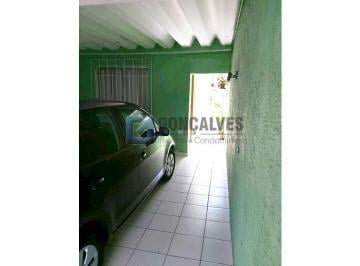 A (30) · Sobrado à venda no Paulicéia, SBC – 2 quartos, 2 vagas, pronto para morar
