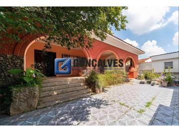 Casa · 374m² · 3 Quartos · 5 Vagas · Aluguel: Casa residencial com 3 quartos em Vila Helena, Santo André