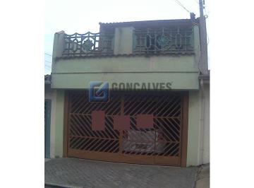 (23) · Casa à venda em Assunção, São Bernardo do Campo — 2 suítes, 2 vagas.