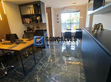 Comercial · 32m² · Sala comercial à venda com 32m² no bairro Vila Curuça em Santo André/SP.