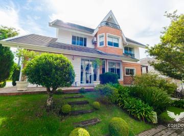 143669_0.jpg · Casa em Santa Felicidade com 399,59m²