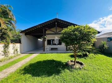 Casa · 144m² · 3 Quartos · 3 Vagas · Casa Com 03 Dormitórios (Sendo 01 Suíte) Amplo Espaço De Terreno! Barra Do Saí