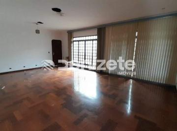 Casa · 382m² · 4 Quartos · 14 Vagas · Sobrado Residencial em Santo André – 4 Quartos, 3 Suítes, Ampla Garagem