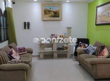 Casa · 128m² · 3 Quartos · 2 Vagas · Sobrado 3 Quartos com 2 Vagas no Campestre, Santo André – Financia