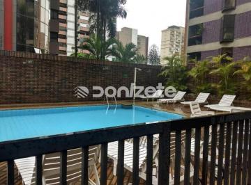 Apartamento · 260m² · 3 Quartos · 4 Vagas · Venda: Apartamento amplo de 3 suítes com 4 vagas no Jardim, Santo André