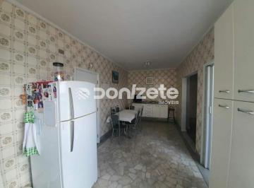 Apartamento · 138m² · 3 Quartos · 1 Vaga · Apartamento Residencial 3 Quartos com 1 Suíte e 1 Vaga no Centro de Santo André