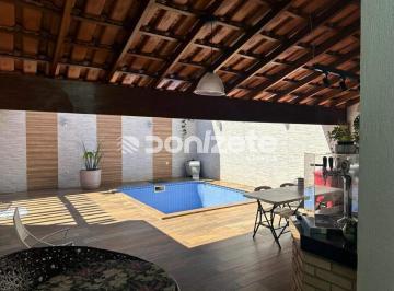 Casa · 299m² · 5 Quartos · 6 Vagas · Sobrado Residencial à Venda no Jardim, Santo André – 5 suítes, 6 vagas