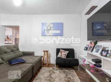 Casa · 172m² · 3 Quartos · 3 Vagas · Casa à venda em Jardim Monções, Santo André – 3 dormitórios, 3 vagas e amplo espaço