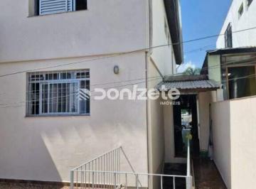Casa · 200m² · 3 Quartos · 2 Vagas · Sobrado residencial em Santo André – Vila Curuçá, 3 quartos, 2 vagas, Financiamento aceito