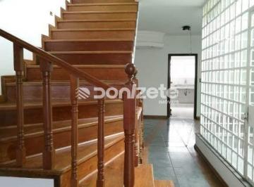 Casa · 285m² · 3 Quartos · 8 Vagas · Sobrado Residencial 3 Dormitórios com 1 Suíte, Frente, Campestre – Santo André (Financiamento Aceito