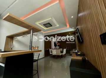 Casa · 139m² · 2 Quartos · 3 Vagas · Sobrado Residencial com 2 suítes, 3 vagas e financiamento em Vila Junqueira, Santo André