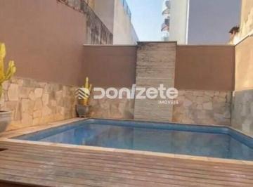 Casa · 480m² · 4 Quartos · 6 Vagas · Sobrado à Venda no Parque das Nações, Santo André – 4 suítes, 6 vagas, 480 m² úteis
