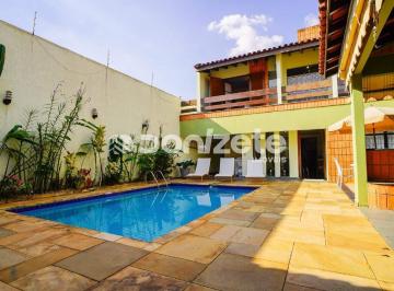 Casa · 355m² · 4 Quartos · 3 Vagas · Sobrado residencial à venda em Jardim, Santo André – 4 quartos (2 suites), 4 vagas