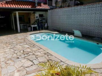 Casa · 176m² · 3 Quartos · 2 Vagas · Sobrado à Venda em Vila Assunção, Santo André – 3 Quartos (1 suíte) com Piscina