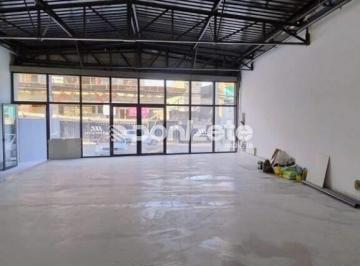 Comercial · 243m² · 4 Vagas · Salão Comercial para Aluguel em Jardim, Santo André – 243 m², 4 Vagas
