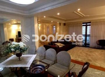 Apartamento · 290m² · 4 Quartos · 5 Vagas · Apartamento de 4 Dormitórios com 3 Suítes, 5 Vagas e Vista Frontal – Vila Bastos, Santo André