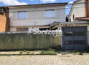 Casa · 200m² · 4 Quartos · 2 Vagas · Sobrado Residencial à Venda com 4 Quartos em Santo André – Financiamento Disponível