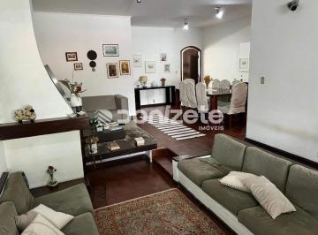 Casa · 340m² · 3 Quartos · 3 Vagas · Sobrado Residencial em Santo André (Santa Teresinha) – 3 Quartos, 3 Vagas, Financiamento
