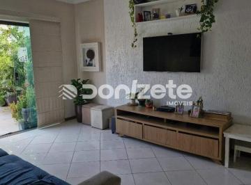 Casa · 141m² · 3 Quartos · 2 Vagas · Sobrado Residencial com 3 Dormitórios, 2 Vagas em Vila Scarpelli – Financiamento Disponível