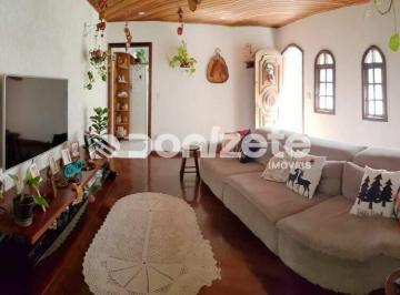 Casa · 424m² · 2 Quartos · 2 Vagas · Sobrado à venda em Santa Maria, Santo André – 2 Dormitórios, 1 Suíte e 424m² de Área Interna