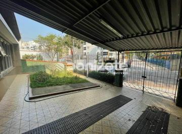Casa · 268m² · 2 Quartos · 2 Vagas · Casa residencial com 2 quartos, 1 suíte, 2 vagas em Vila Bastos, Santo André – aceita financiamento