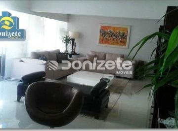 Apartamento · 240m² · 3 Quartos · 3 Vagas · Apartamento 3 quartos (1 suíte) com 3 vagas no Jardim, Santo André – Financia e aceita permuta