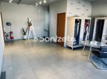 Comercial · 391m² · 4 Vagas · Galpão para alugar, 391 m² por R$ 22.762,49/mês - Parque Oratório - Santo André/SP