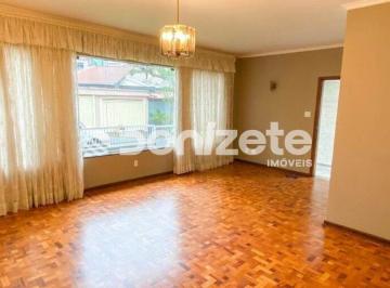 Casa · 217m² · 3 Quartos · 3 Vagas · Casa residencial à venda em Santo André Centro — 3 quartos, 3 vagas e 217 m² de área interna
