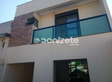 Casa · 168m² · 3 Quartos · 2 Vagas · Sobrado Residencial no Campestre, Santo André – 3 suítes, 2 vagas, venda R$ 900.000,01