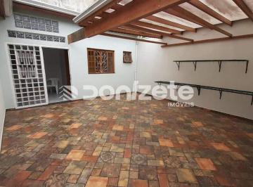Casa · 169m² · 2 Quartos · 7 Vagas · Casa Residencial à Venda em Santo André - Santa Maria | Financia e Aceita Permuta