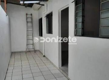 Casa · 200m² · 2 Quartos · 2 Vagas · Casa à venda em Jardim Bom Pastor, Santo André - 2 quartos, 200 m² úteis.