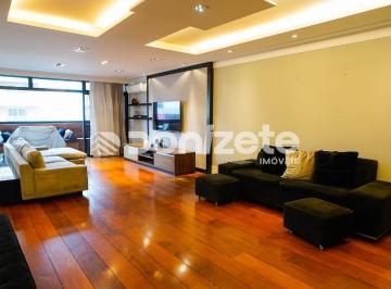 Apartamento · 287m² · 4 Quartos · 3 Vagas · Apartamento residencial de 4 quartos com 3 vagas em Jardim, Santo André – Financiamento aceito