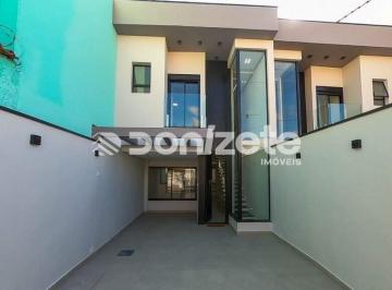 Casa · 155m² · 3 Quartos · 3 Vagas · Sobrado Residencial à Venda em Vila Alzira, Santo André – 3 Suítes, 3 Vagas e Financiamento
