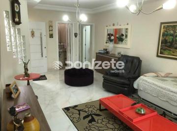 Casa · 245m² · 3 Quartos · 3 Vagas · Casa residencial em Vila Curuçá, Santo André – 3 suítes, 245 m²