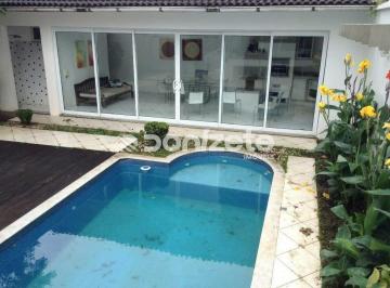Casa · 384m² · 3 Quartos · 5 Vagas · Sobrado de Luxo no Jardim, Santo André – 3 suítes, 5 vagas, piscina