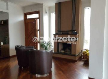 Casa · 296m² · 5 Quartos · 3 Vagas · Sobrado à venda em Santo André (Santa Maria) | 5 quartos (2 suítes) e 3 vagas