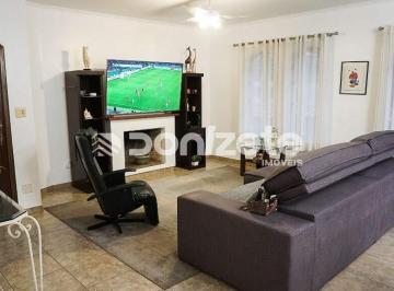 Casa · 354m² · 4 Quartos · 6 Vagas · Sobrado Residencial em Vila Gilda, Santo André – 4 Quartos, 2 Suítes, 6 Vagas | Financia e Permuta